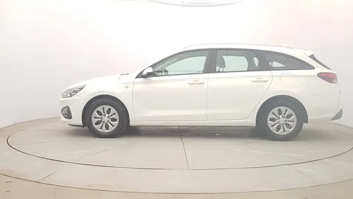 HYUNDAI i30 i30 1.5 DPI Classic +