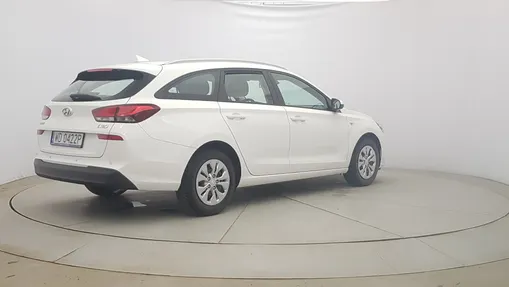 HYUNDAI i30 i30 1.5 DPI Classic +