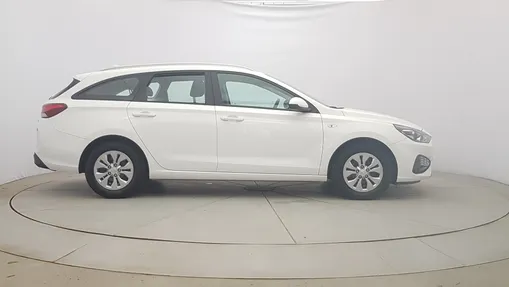 HYUNDAI i30 i30 1.5 DPI Classic +