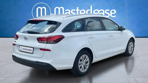 HYUNDAI i30 i30 1.5 DPI Classic +