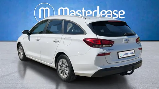 HYUNDAI i30 i30 1.6 D Classic +