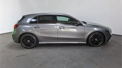 MERCEDES-BENZ A Klasa A 220 4-Matic AMG Line 8G-DCT