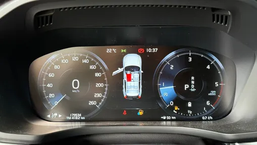 VOLVO XC60 XC60 B4 D AWD R-Design aut
