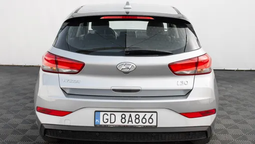 HYUNDAI i30 i30 1.5 DPI Classic +
