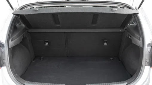 HYUNDAI i30 i30 1.5 DPI Classic +
