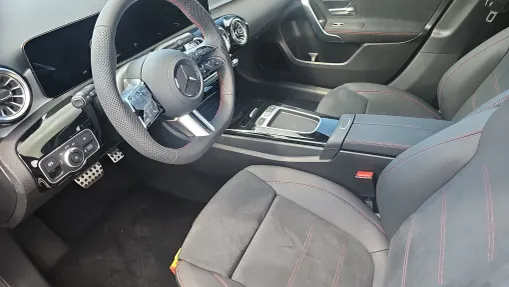 MERCEDES-BENZ A Klasa A 220 4-Matic AMG Line 8G-DCT Nowy