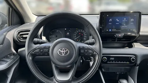TOYOTA Yaris Yaris Hybrid 1.5 Comfort