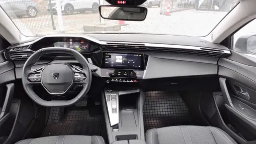 PEUGEOT 308 308 1.2 PureTech Allure S&S EAT8