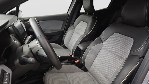 RENAULT Clio Clio 1.0 TCe Techno X-Tronic