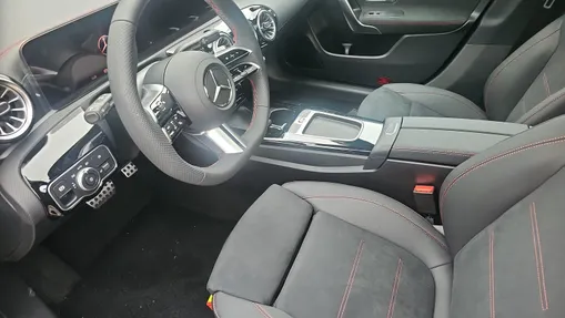 MERCEDES-BENZ CLA CLA 200 mHEV AMG Line 7G-DCT Nowy
