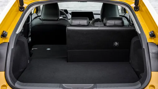 TOYOTA Prius Prius Plug-in 2.0 Hybrid Executive Nowy