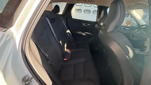 VOLVO XC60 XC60 B4 B Momentum Pro aut