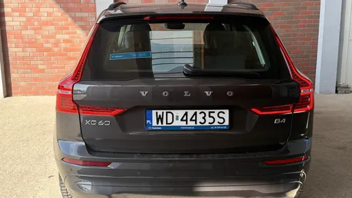 VOLVO XC60 XC60 B4 B Momentum Pro aut
