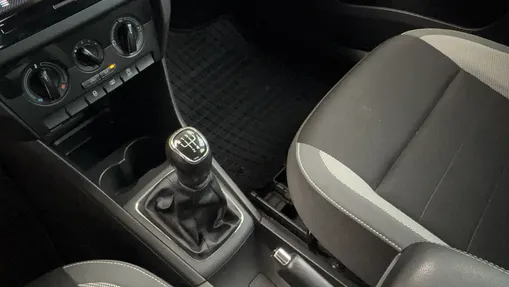 SKODA Rapid Rapid 1.0 TSI Ambition