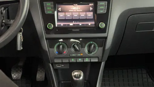 SKODA Rapid Rapid 1.0 TSI Ambition