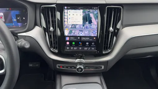 VOLVO XC60 XC60 B4 D AWD Plus Dark aut