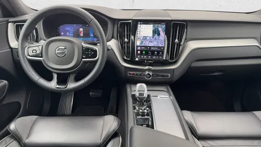 VOLVO XC60 XC60 B4 D AWD Plus Dark aut
