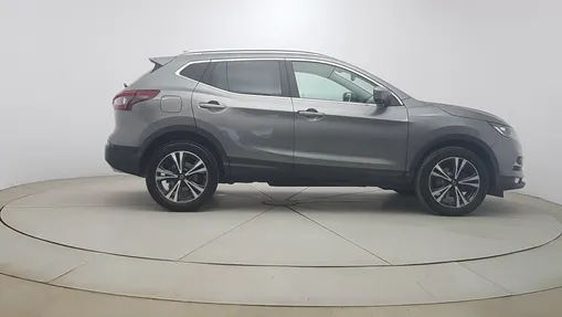 NISSAN Qashqai Qashqai 1.3 DIG-T N-Connecta DCT