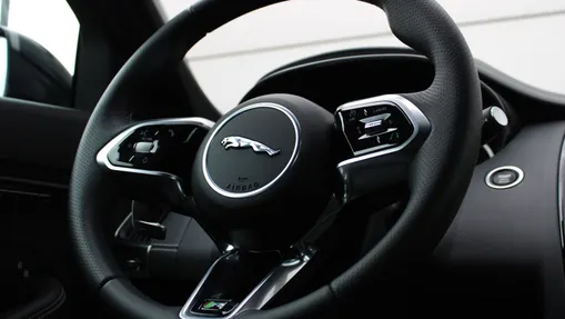 JAGUAR E-Pace E-Pace 2.0 D200 mHEV AWD R-Dynamic HSE