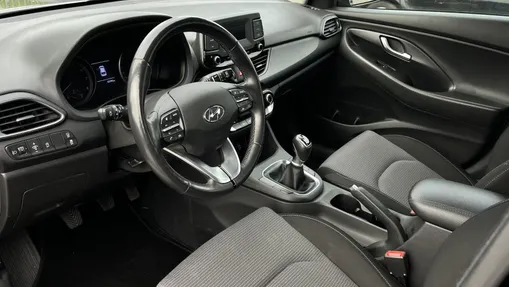 HYUNDAI i30 i30 1.5 DPI Classic +