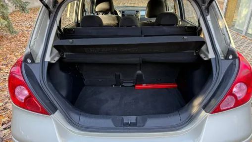 NISSAN Tiida Tiida 1.6 Visia AC/CD