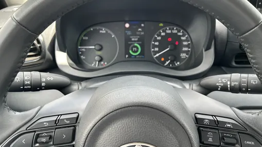 TOYOTA Yaris Yaris Hybrid 1.5 Comfort