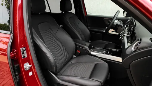 MERCEDES-BENZ GLB GLB 200 Progressive 7G-DCT