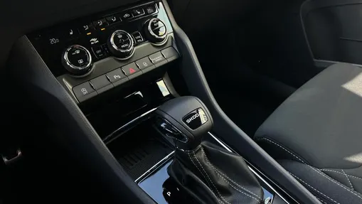 SKODA Karoq Karoq 1.5 TSI ACT Sportline DSG