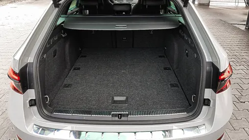 SKODA Superb Superb 2.0 TDI SCR Sportline DSG