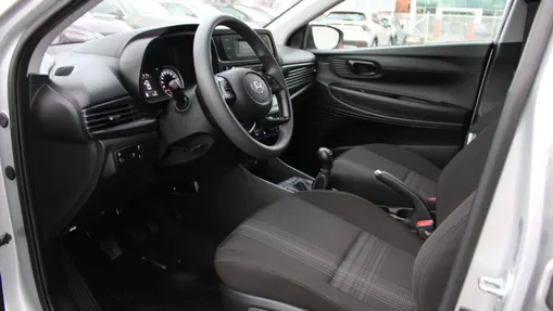HYUNDAI i20 i20 1.2 Pure