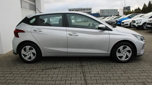 HYUNDAI i20 i20 1.2 Pure
