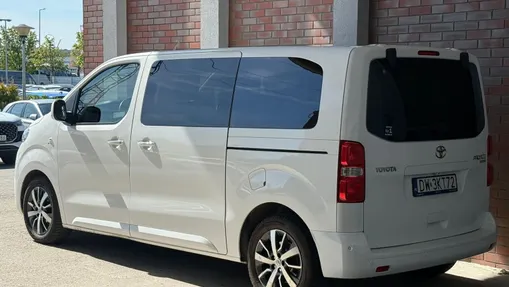 TOYOTA Proace Verso Proace Verso 2.0 D4-D Medium Family Aut.