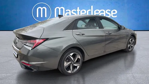 HYUNDAI Elantra Elantra 1.6 Executive CVT