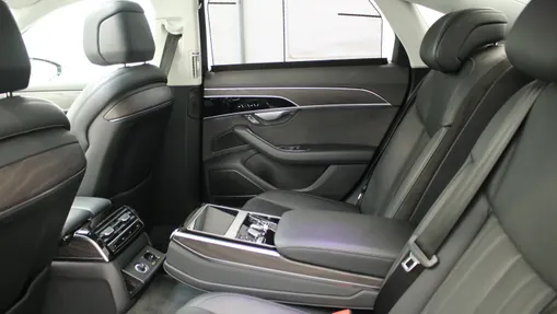 AUDI A8 A8 55 TFSI mHEV Quattro Tiptr.