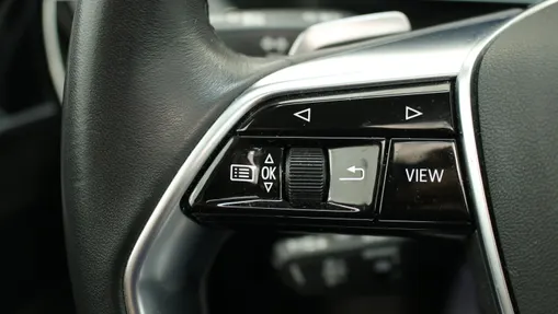 AUDI A8 A8 55 TFSI mHEV Quattro Tiptr.