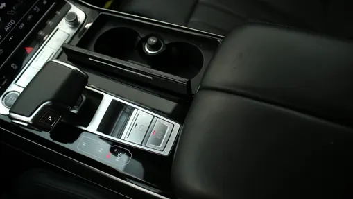 AUDI A8 A8 55 TFSI mHEV Quattro Tiptr.