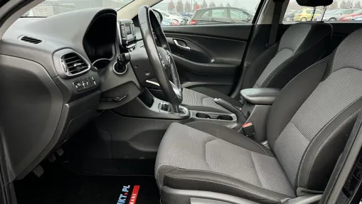 HYUNDAI i30 i30 1.5 DPI Modern