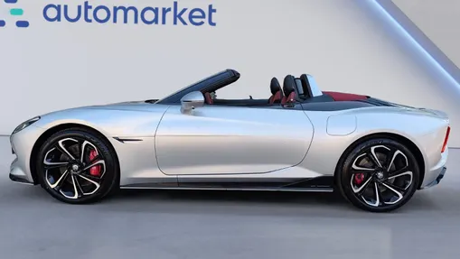 MG Cyberster Cyberster 77kWh AWD Czerwony Dach Nowy