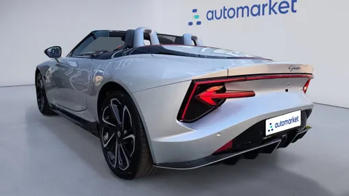 MG Cyberster Cyberster 77kWh AWD Czerwony Dach Nowy