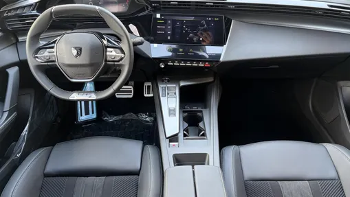 PEUGEOT 408 408 1.2 PureTech mHEV GT Exclusive S&S e-DCS6 Nowy