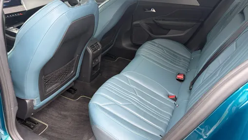 PEUGEOT 408 408 1.6 Plug-In Hybrid 225 GT EAT8
