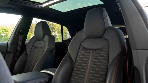 AUDI Q8 / E-Tron RS Q8 TFSI mHEV Quattro Tiptronic