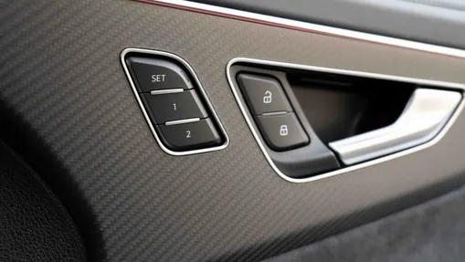 AUDI Q8 / E-Tron RS Q8 TFSI mHEV Quattro Tiptronic