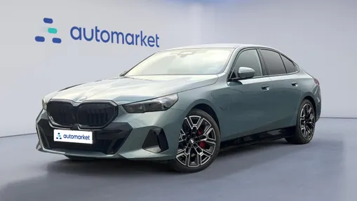 BMW Seria 5 550e xDrive PHEV M Sport aut