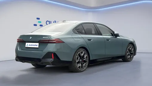 BMW Seria 5 550e xDrive PHEV M Sport aut