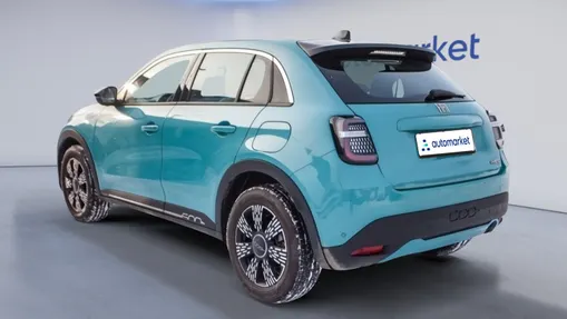 FIAT 600 600 1.2 Turbo Hybrid eDCT