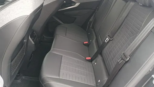 PEUGEOT 3008 3008 1.2 PureTech mHEV GT S&S e-DCS6