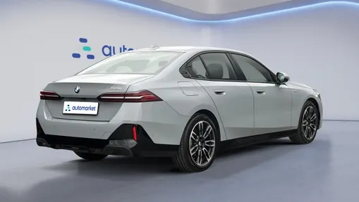 BMW Seria 5 520i mHEV M Sport aut