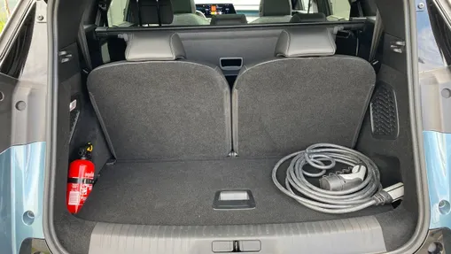 PEUGEOT 5008 e-5008 73kWh GT