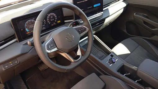 VOLKSWAGEN T-ROC T-ROC 1.5 eTSI Style DSG Nowy